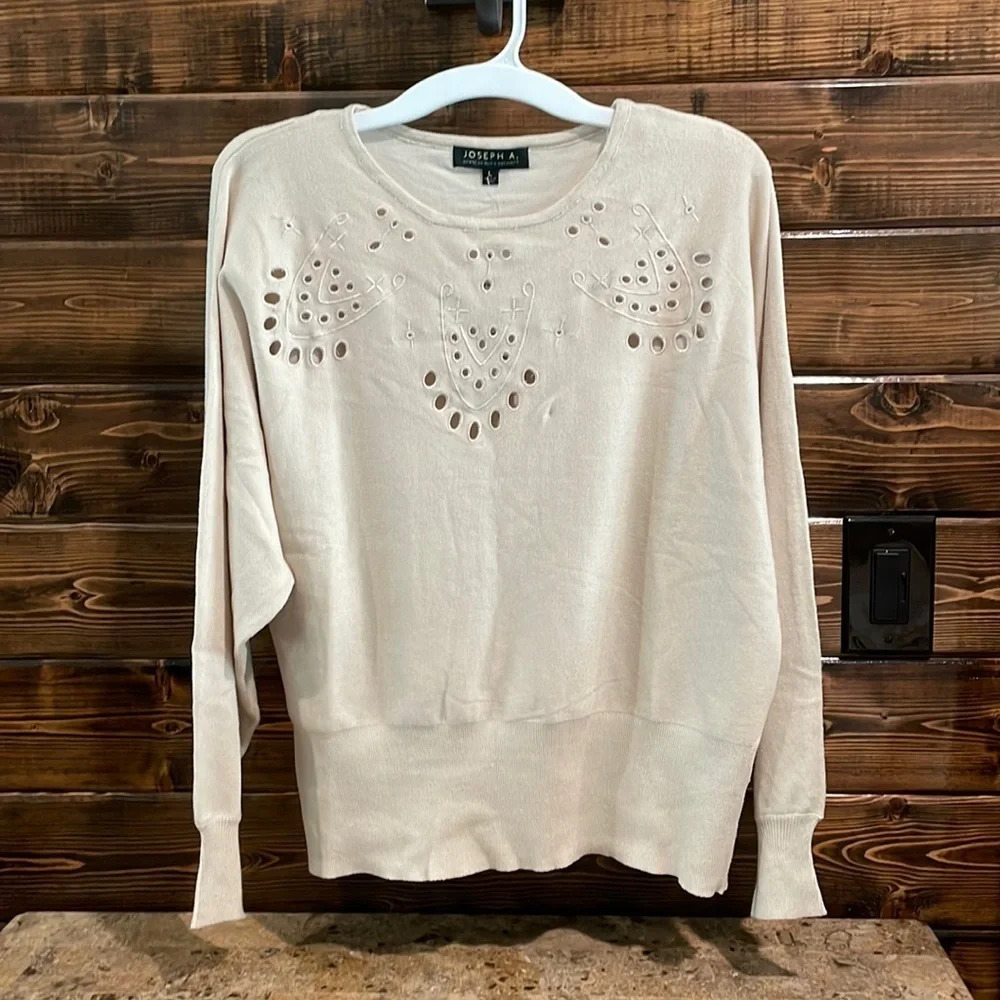 Women’s Sweater